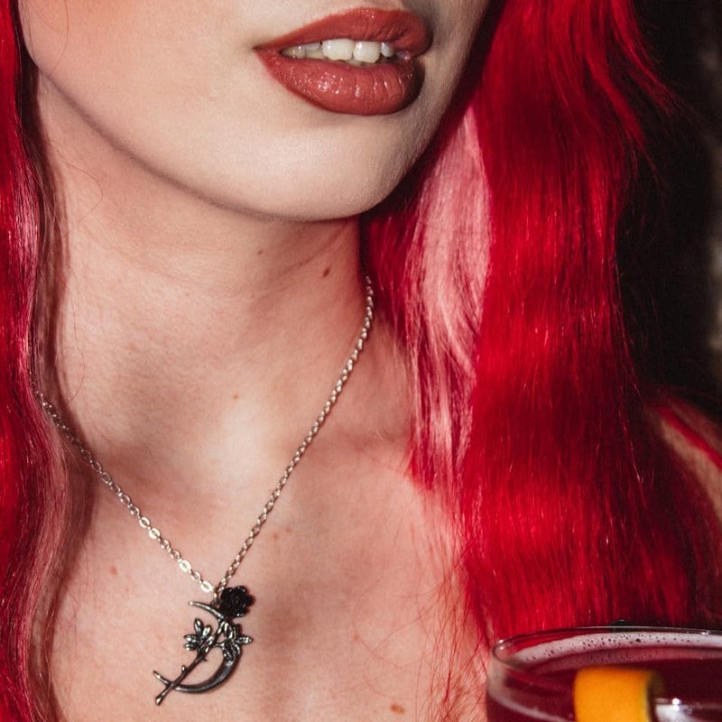 Alchemy of England New Romance Pendant - Image 2